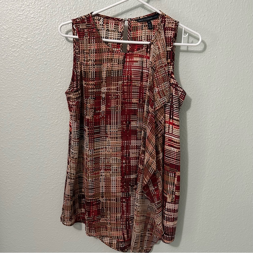 White House black market sleeveless blouse size XS
